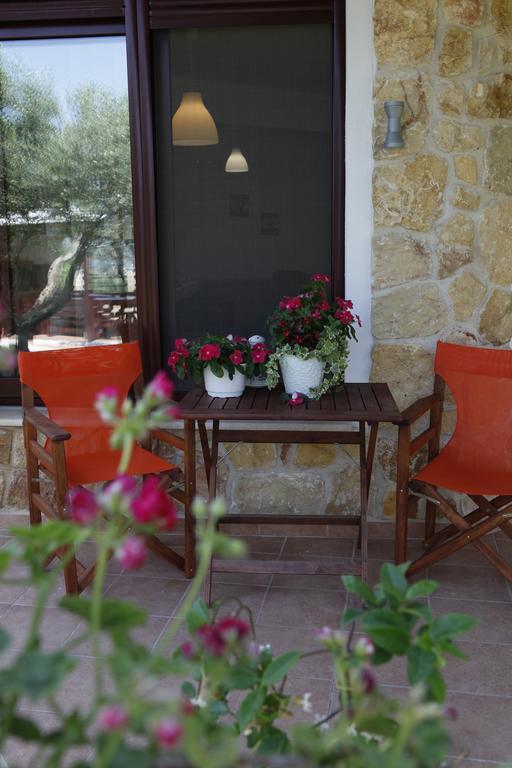 Sofia Luxury Maisonettes Nikiti  Quarto foto